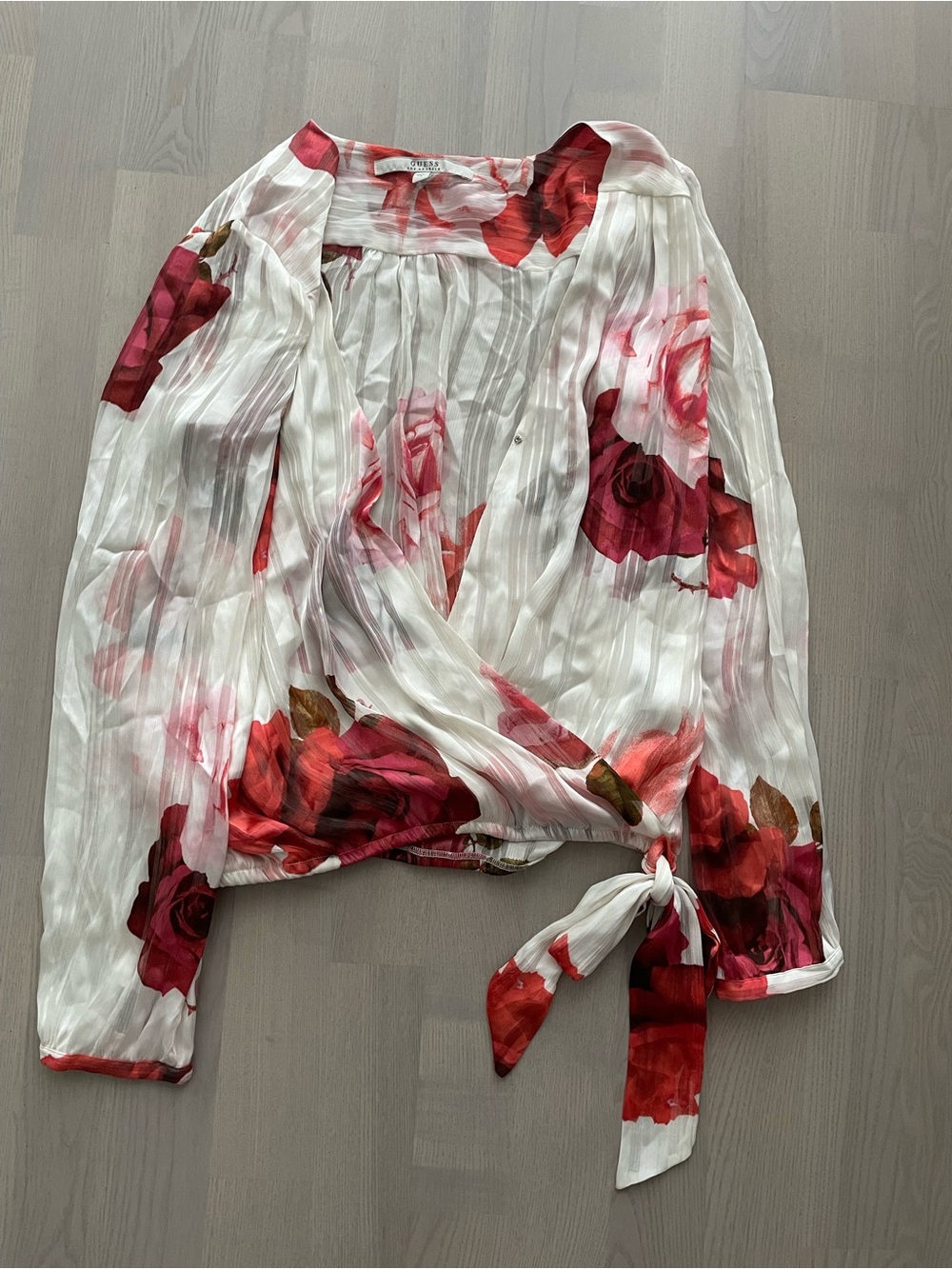 Guess Lightweight Floral Wrap Style Blouse w/ Pink and Red Roses Pattern and Tie